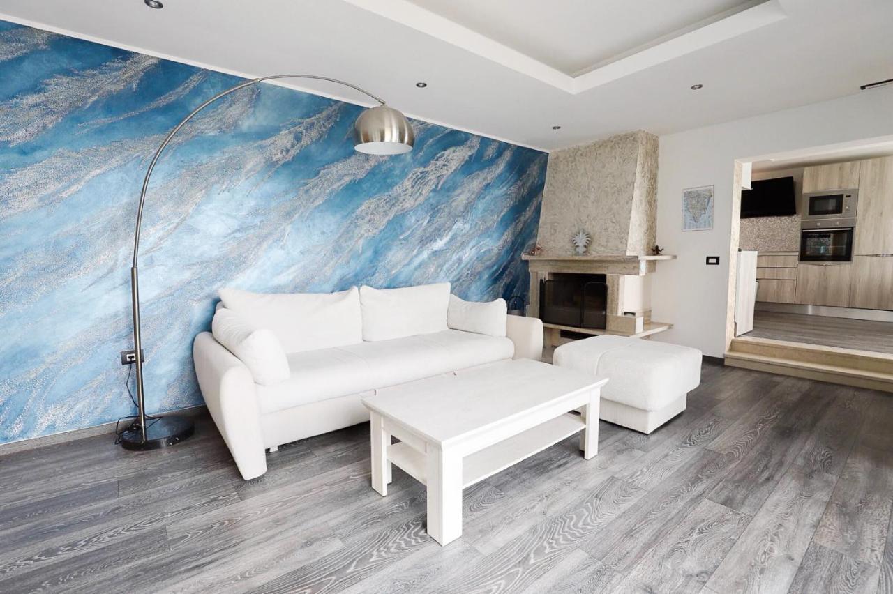 Apartments Villa Sofia Crveni Vrh Luaran gambar