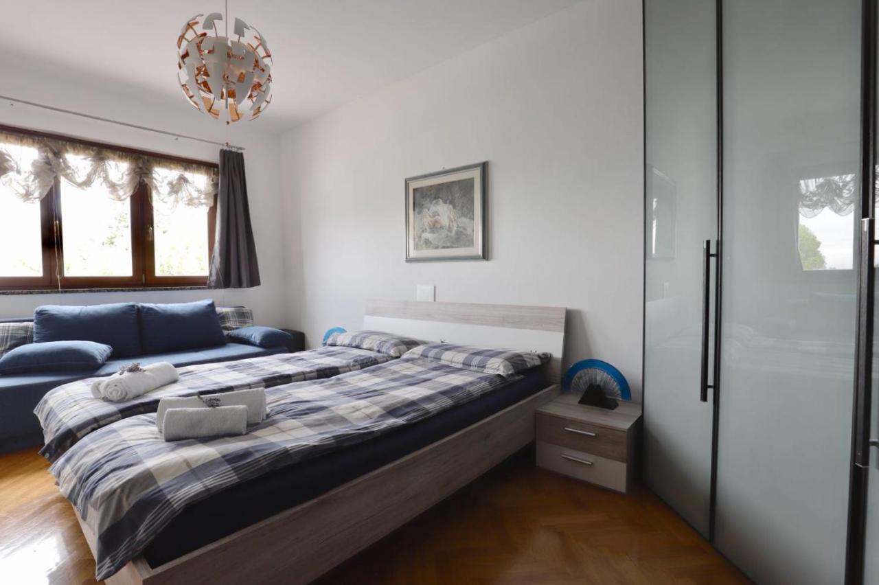 Apartments Villa Sofia Crveni Vrh Luaran gambar