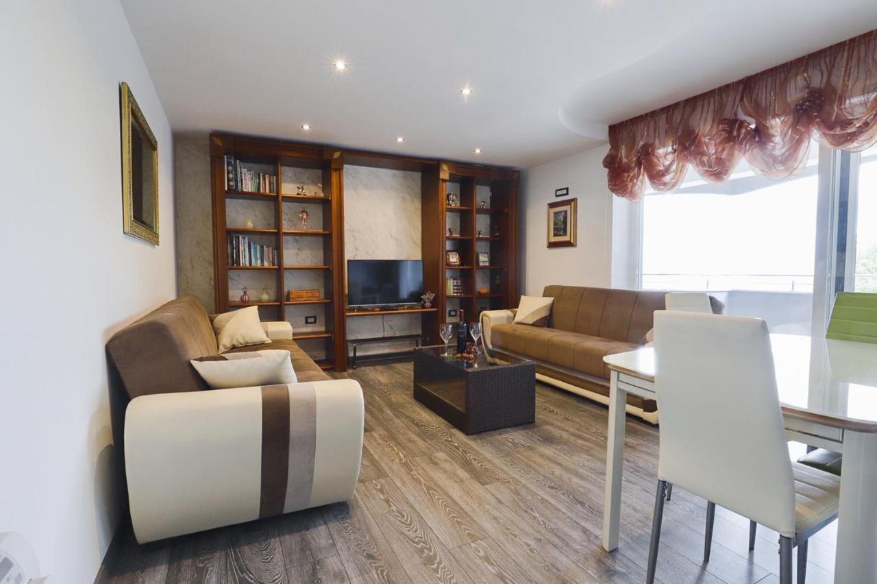 Apartments Villa Sofia Crveni Vrh Luaran gambar